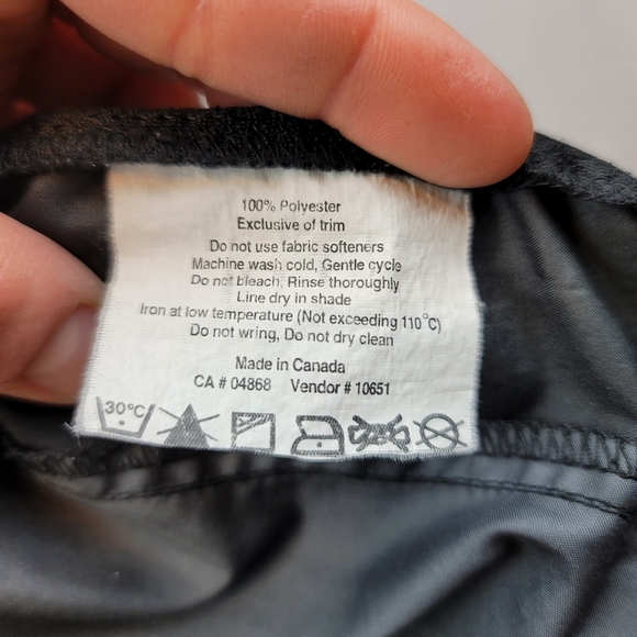 MEC Running & Fitness Wind Jacket Size MED - Picture 6 of 10